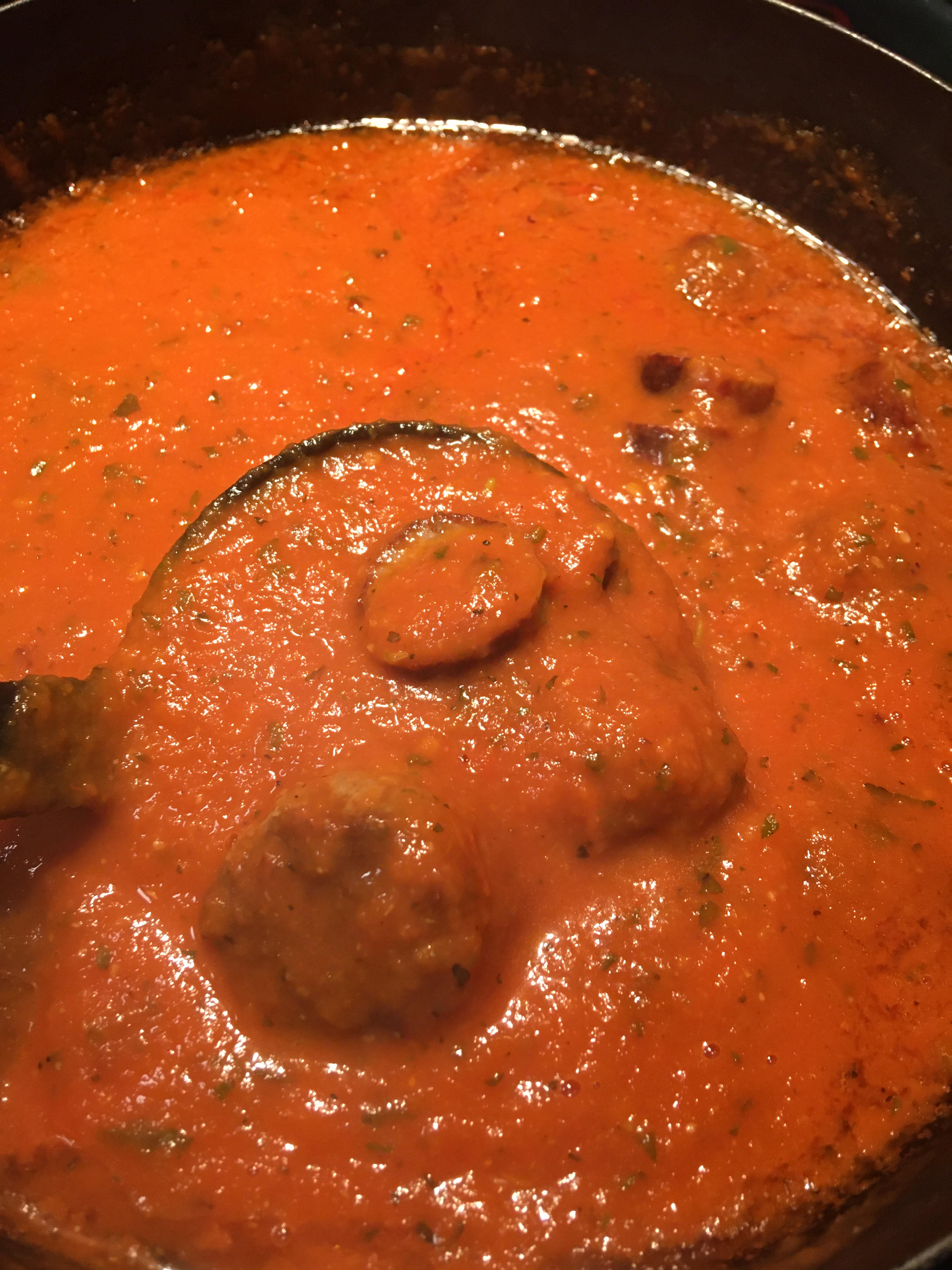 meatballs in the pots